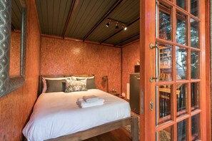 Room - Knysna Lodge Self Catering Accommodation (Knysna)