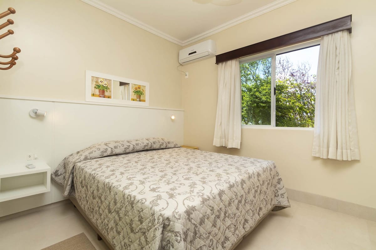 Standard Apartment, 1 Bedroom | In-room safe, free WiFi, bed sheets