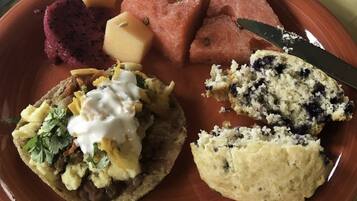 Desayuno de cocina local incluido todos los días