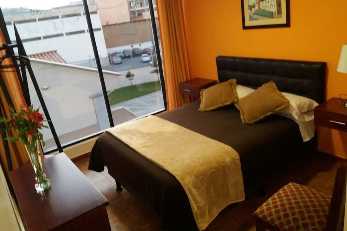 Doppia Executive, 1 letto matrimoniale | 1 camera, una scrivania, postazione laptop, Wi-Fi gratuito