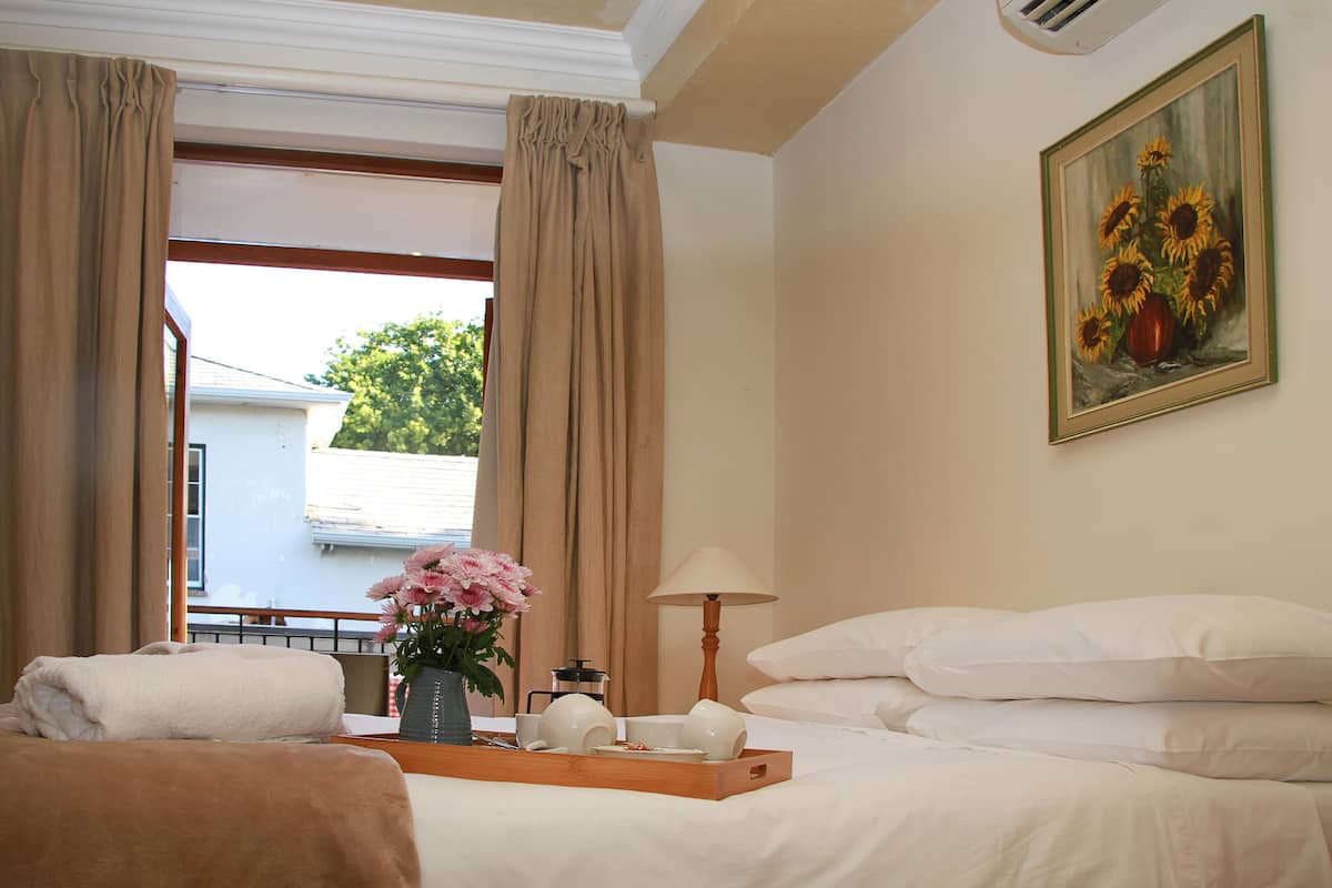 Appartement familial, salle de bain attenante | Literie de qualité, bureau, espace de travail pour ordinateurs portables