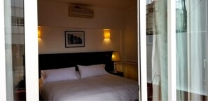 Caja de seguridad en la habitación, wifi gratis y ropa de cama 