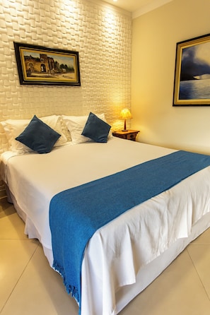 1 habitación, ropa de cama hipoalergénica y colchones con pillow-top