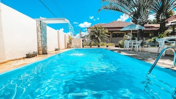 Cascada de la piscina
