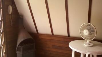 Chalet Basic | Fasilitas kamar