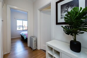 Appartement Ville | Aire de séjour | Téléviseur connecté