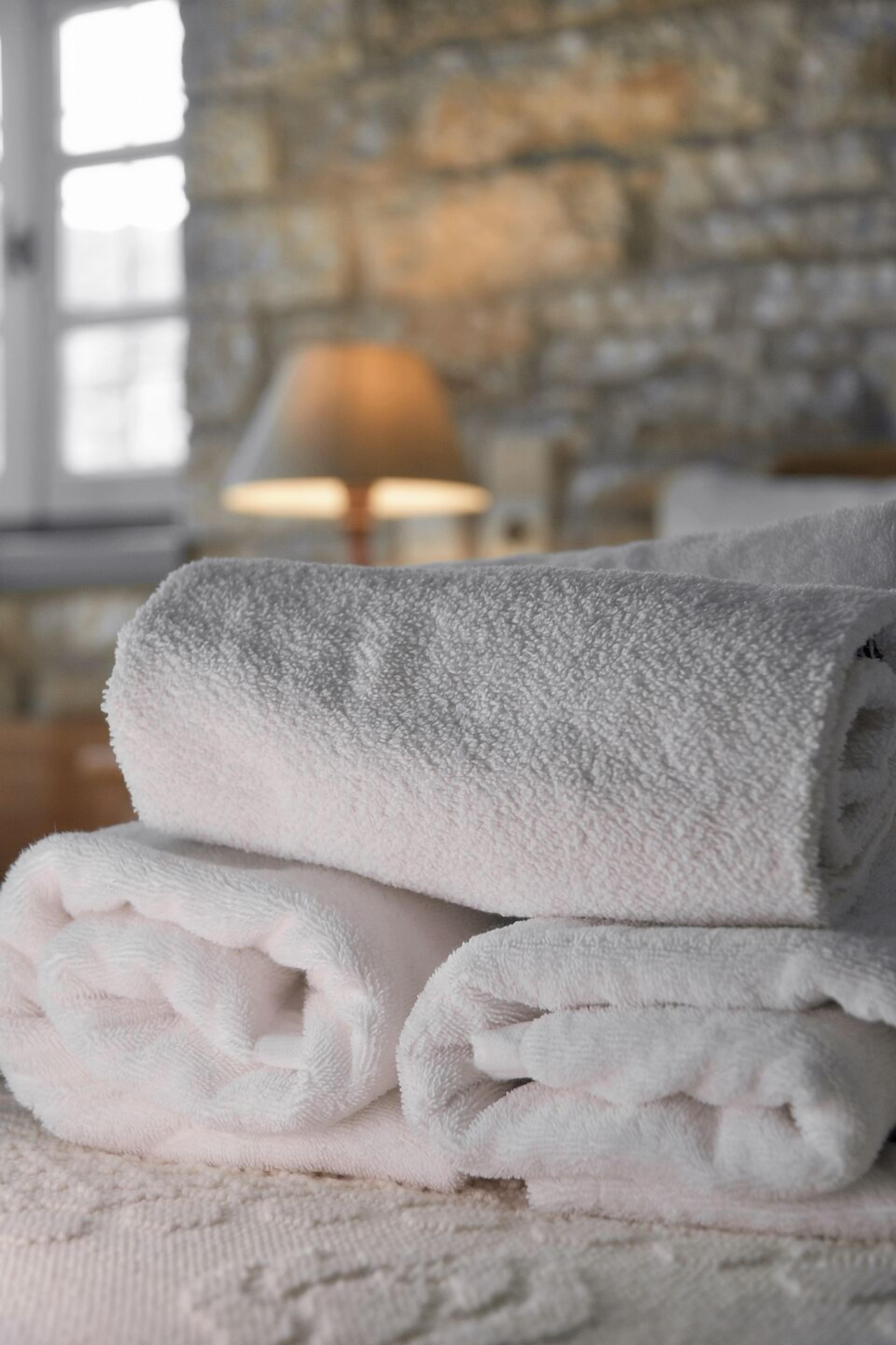 superior double room | room amenity