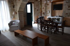 Villa, 2 Bedrooms, Private Pool | Living room | Flat-screen TV, fireplace