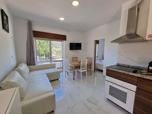 Iron/ironing board, free WiFi, bed sheets - AAA Ana Albufeira Apartments (Albufeira)