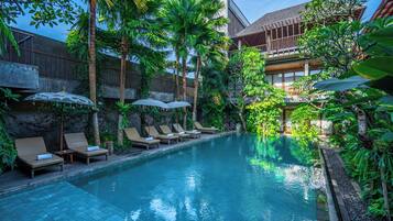 Pillowtop beds, minibar, in-room safe, individually decorated