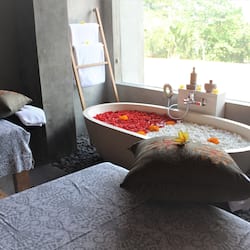 Private spa tub