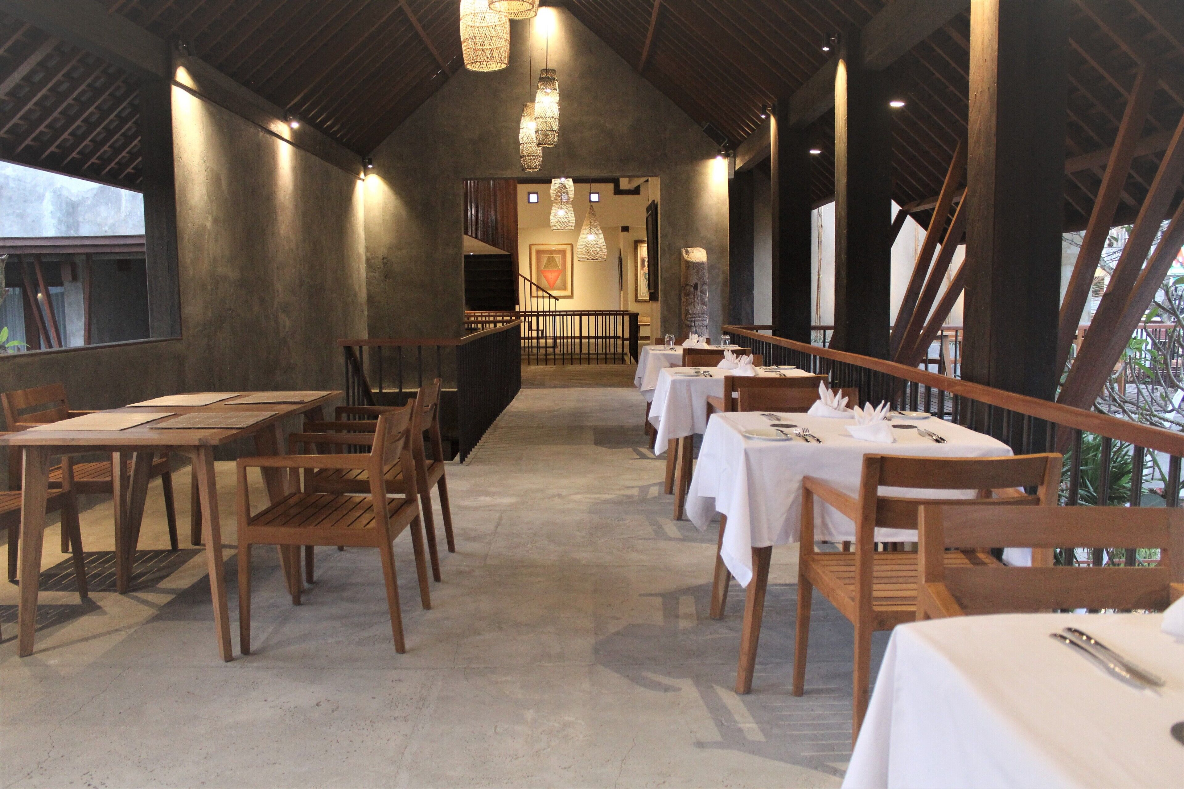 daily cooked-to-order breakfast (idr 75000 per person)