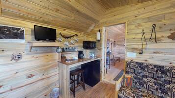 Cabaña (Stunning Cabin in The Western Barn, B) | Ropa de cama