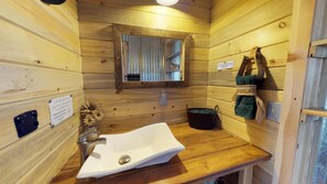 Bathroom - Western Cowboy Barn (Monticello)