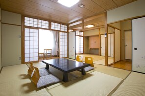 Japanese Style Room for 8 Guests