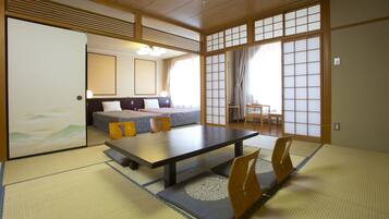 Tallelokero huoneessa, ilmainen Wi-Fi