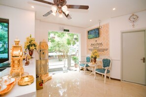 บริเวณประตูทางเข้า