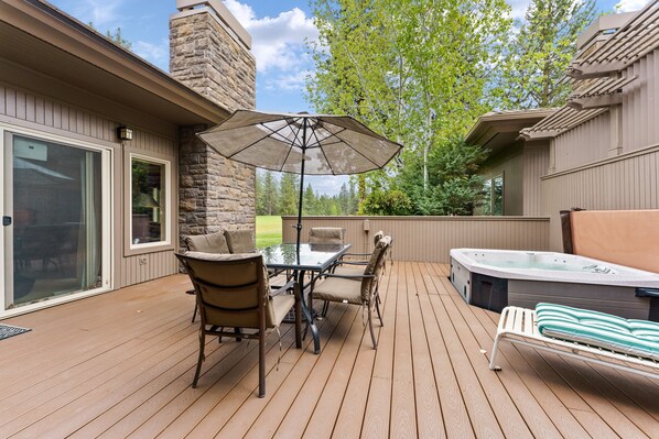 House, 2 Bedrooms | Outdoor dining - #5 At Broken Top 2 Bedroom Villa by RedAwning (Bend)