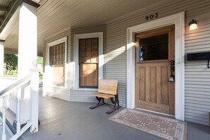 House, 3 Bedrooms | Property grounds - Cascade Chic 3 Bedroom Home by RedAwning (Hood River)