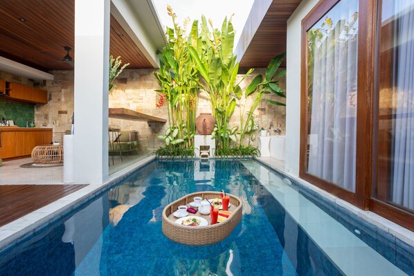 Indoor pool, outdoor pool