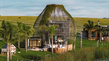 Eco Coconut 7 (4-6 sleeper) | Uitzicht op het meer