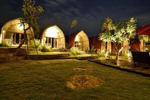 Terrace/patio - Kompyang Cottage (Penida Island)