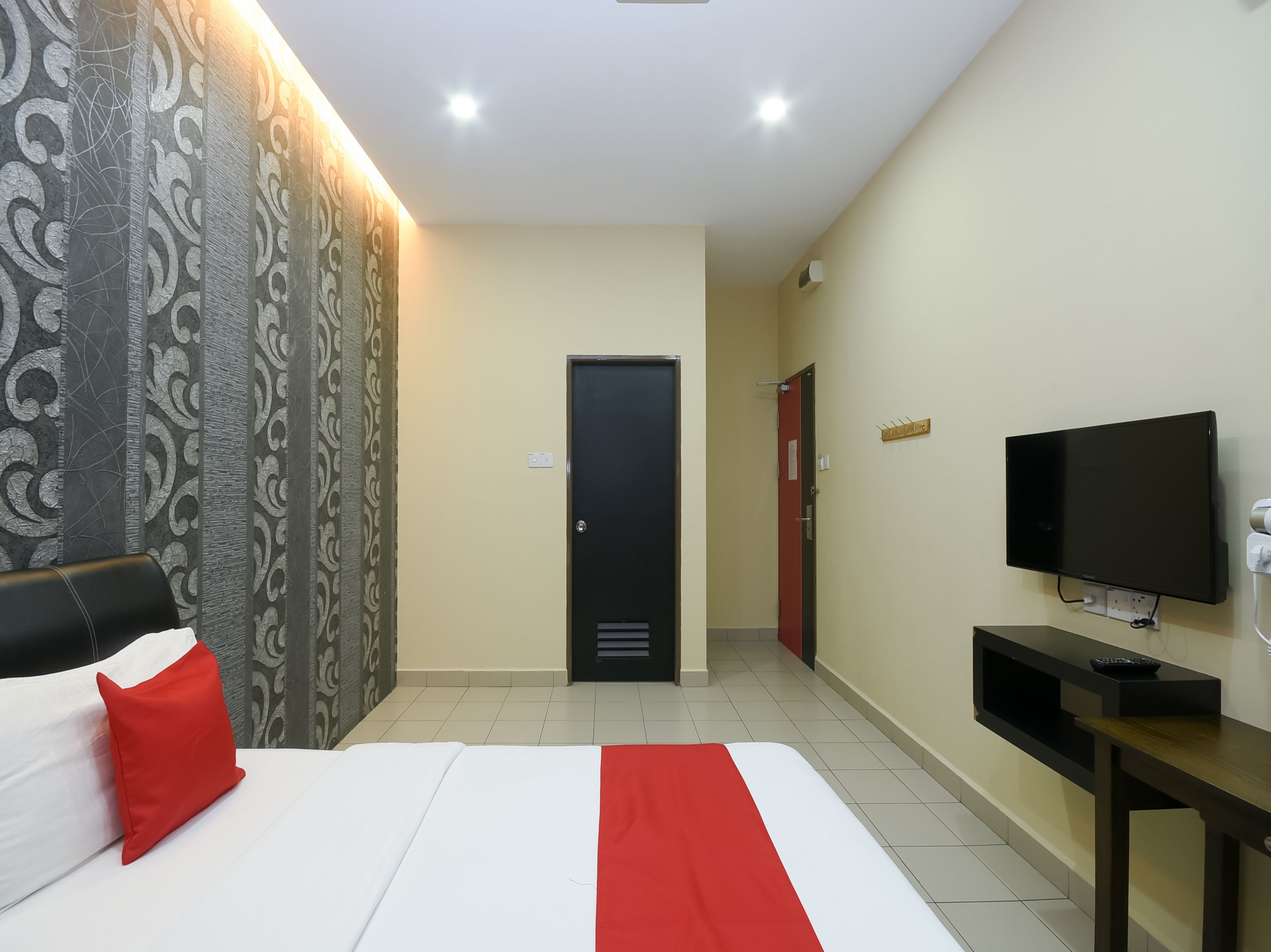 standard double room | free wifi, bed sheets