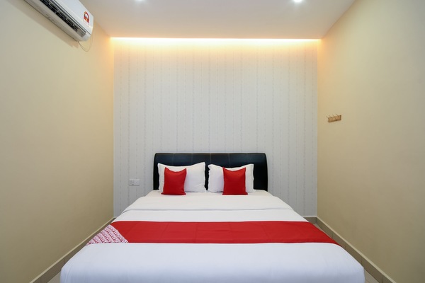 Habitación estándar doble, 1 cama de matrimonio grande | Wifi gratis y ropa de cama