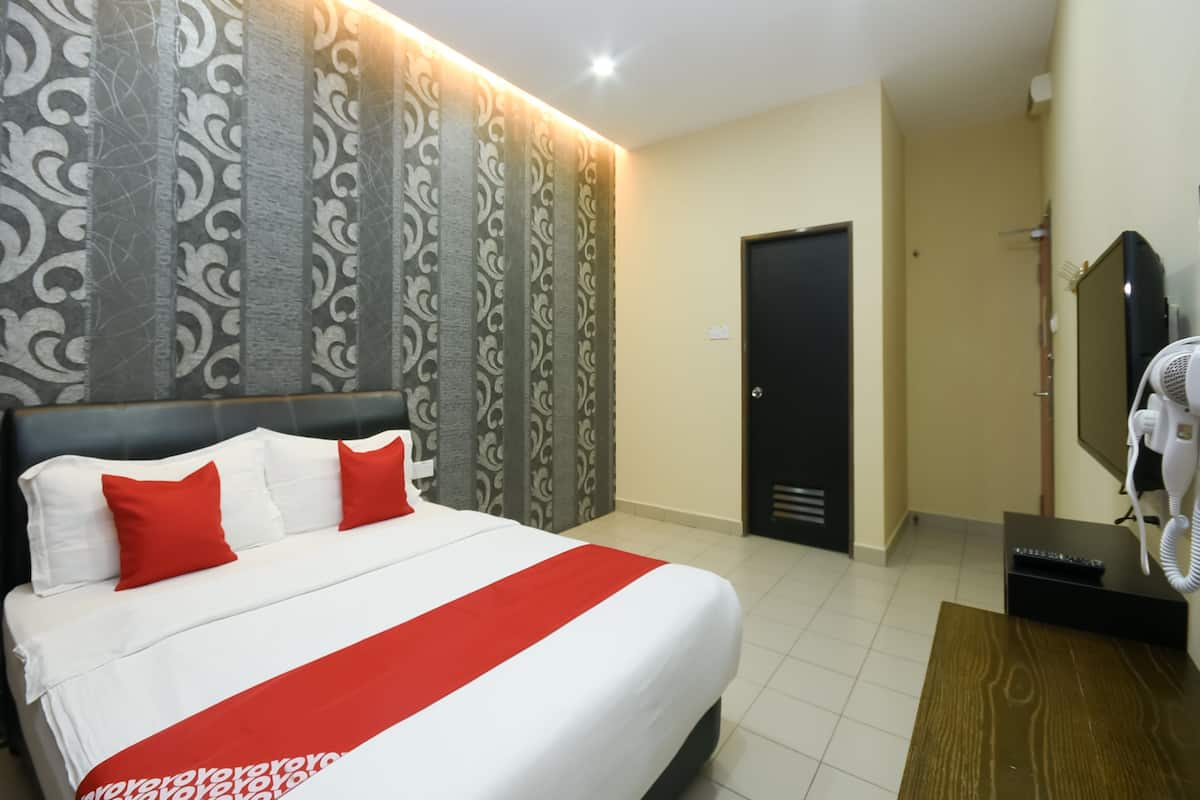 Quarto casal standard | Wi-Fi de cortesia, roupa de cama