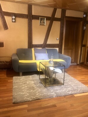 Apartment, mit Bad (Cigogneaux) | Innenbereich