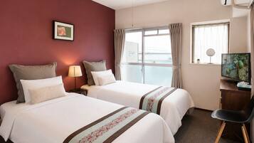 Apartment, 2 Twin Beds, Balcony, City View (501) | 1 bedroom, desk, iron/ironing board, free WiFi