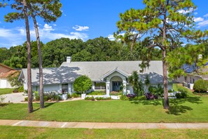 Bagian depan properti