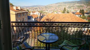 Deluxe Double Room | Balcony view