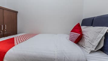 Chambre Simple Standard | Bureau, Wi-Fi gratuit, draps fournis