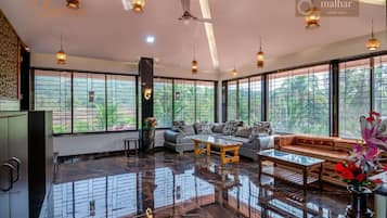 Luxury Villa | Living area | Flat-screen TV