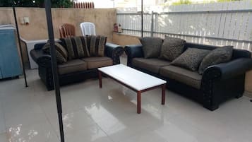 Classic Apartment | Terrace/patio