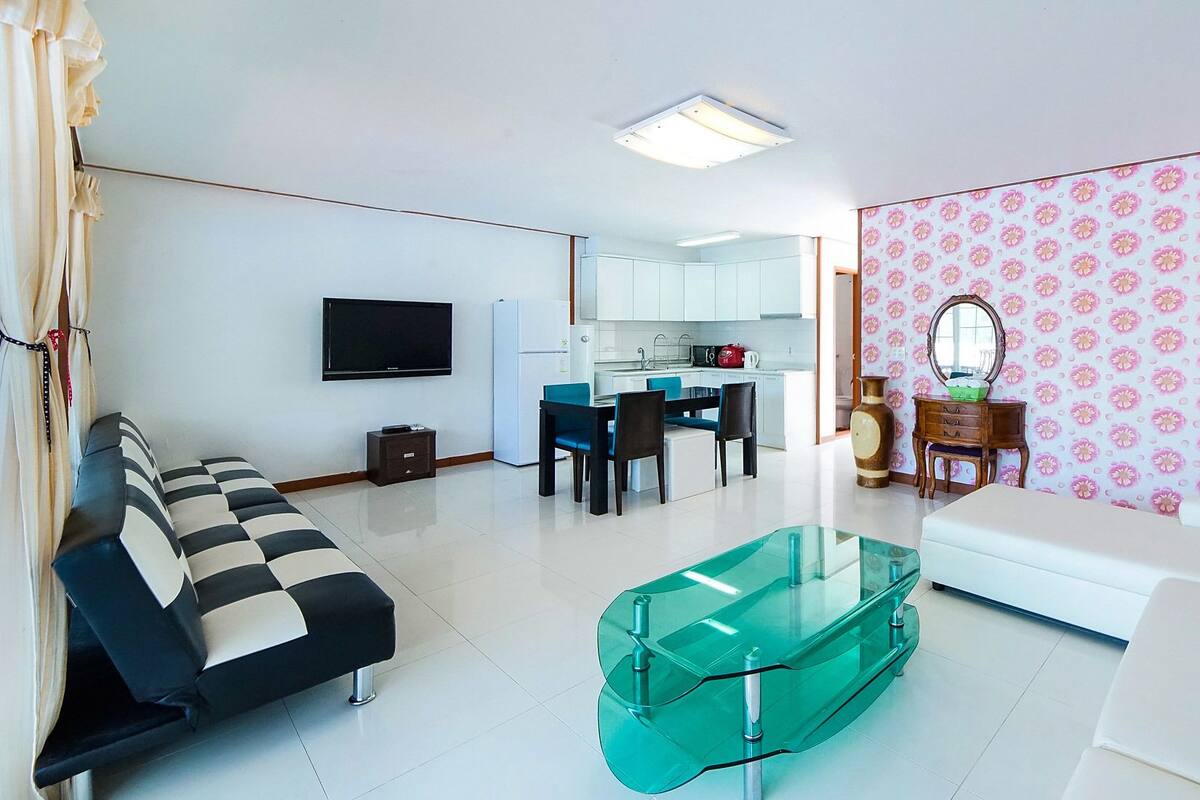 Standard Room (35 PY) | Living area | Flat-screen TV, heated floors