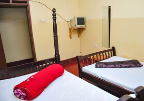 Standard Twin Room, 2 Queen Beds | 3 bedrooms, free WiFi, bed sheets