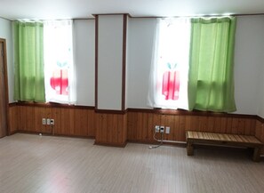 Single Room (Summer) | Free WiFi - Pongdang Guesthouse (Jeonju)