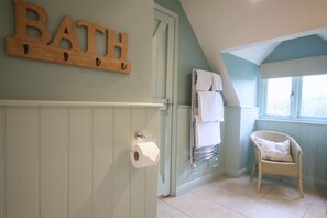 The Loft | Bathroom