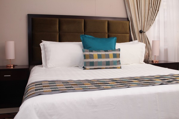 Comfort Double Room | Desk, laptop workspace, blackout curtains, iron/ironing board