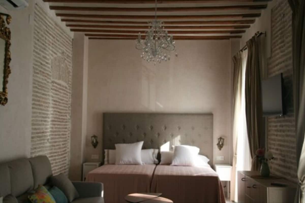 1 chambre, lits bébé (gratuits), Wi-Fi gratuit, draps fournis