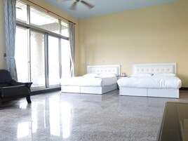 Cortinas blackout, sistema de insonorización y wifi gratis 