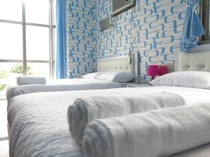 Blackout curtains, soundproofing, free WiFi, bed sheets - Alishan Tsinghua Lions Resort (Zhuqi)
