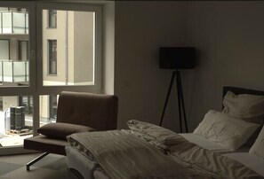 1 quarto, cofres nos quartos, escrivaninha, Wi-Fi de cortesia