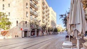 Exterior - Capsule Inn (Jerusalem)