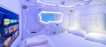 Capsule Inn
