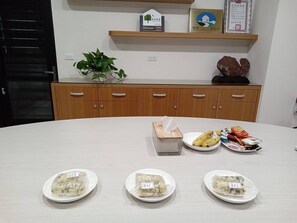 Free daily local cuisine breakfast  - Jialai Homestay (Magong)