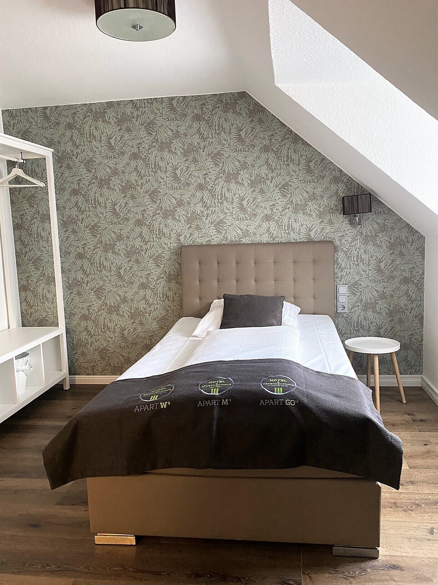 superior single room | hypo-allergenic bedding, individually decorated, desk, laptop workspace