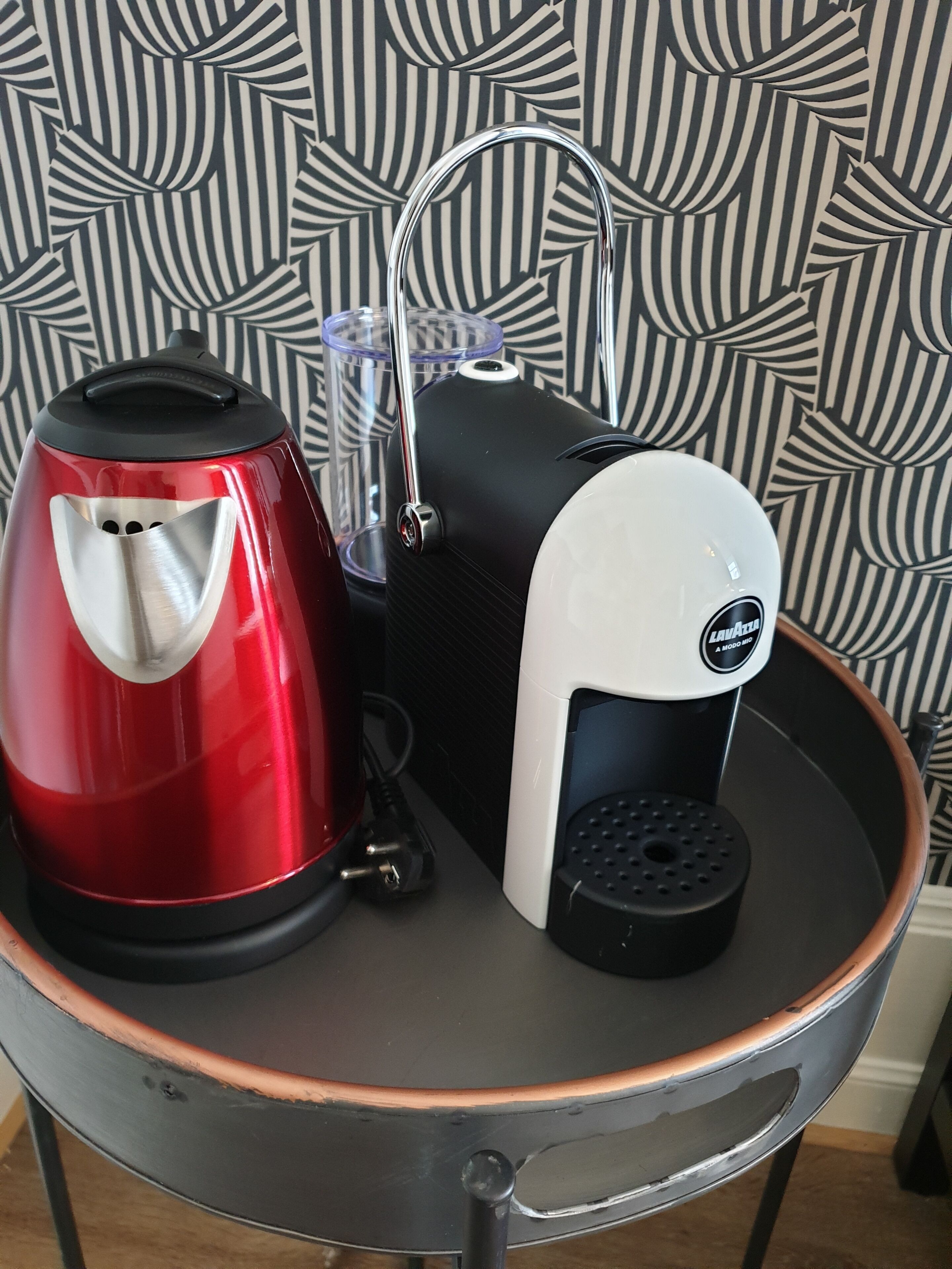 hypo-allergenic bedding, individually decorated, desk, laptop workspace